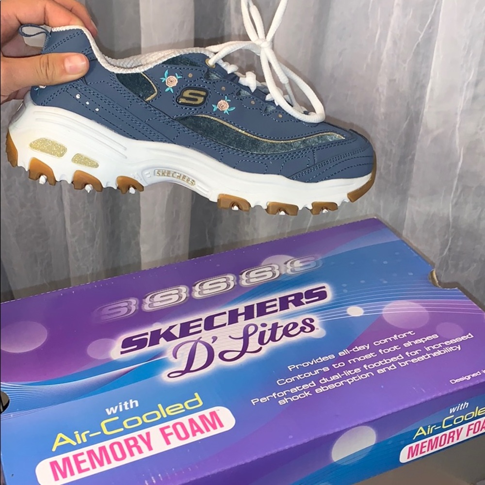 Brand new never worn sketchers